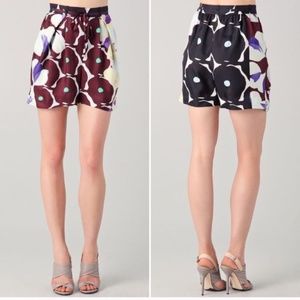 DIANE VON FURSTENBERG Silk High Waist Shorts Size 2